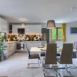 Holiday home Lora