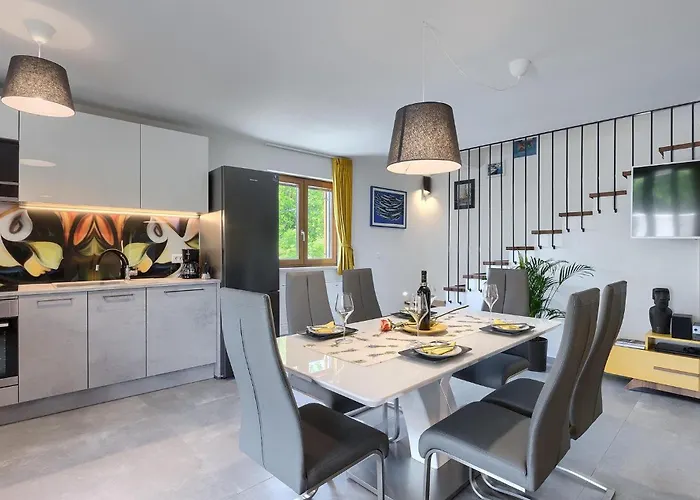 Vakantiehuis Lora Potpićan