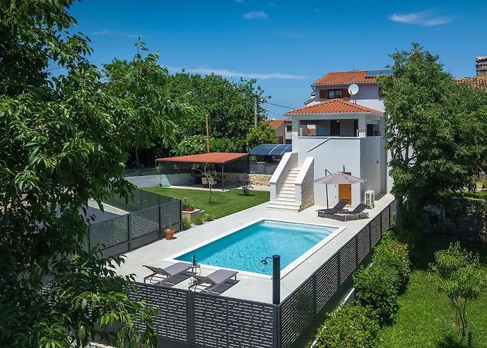 Vakantiehuis Lora Potpićan